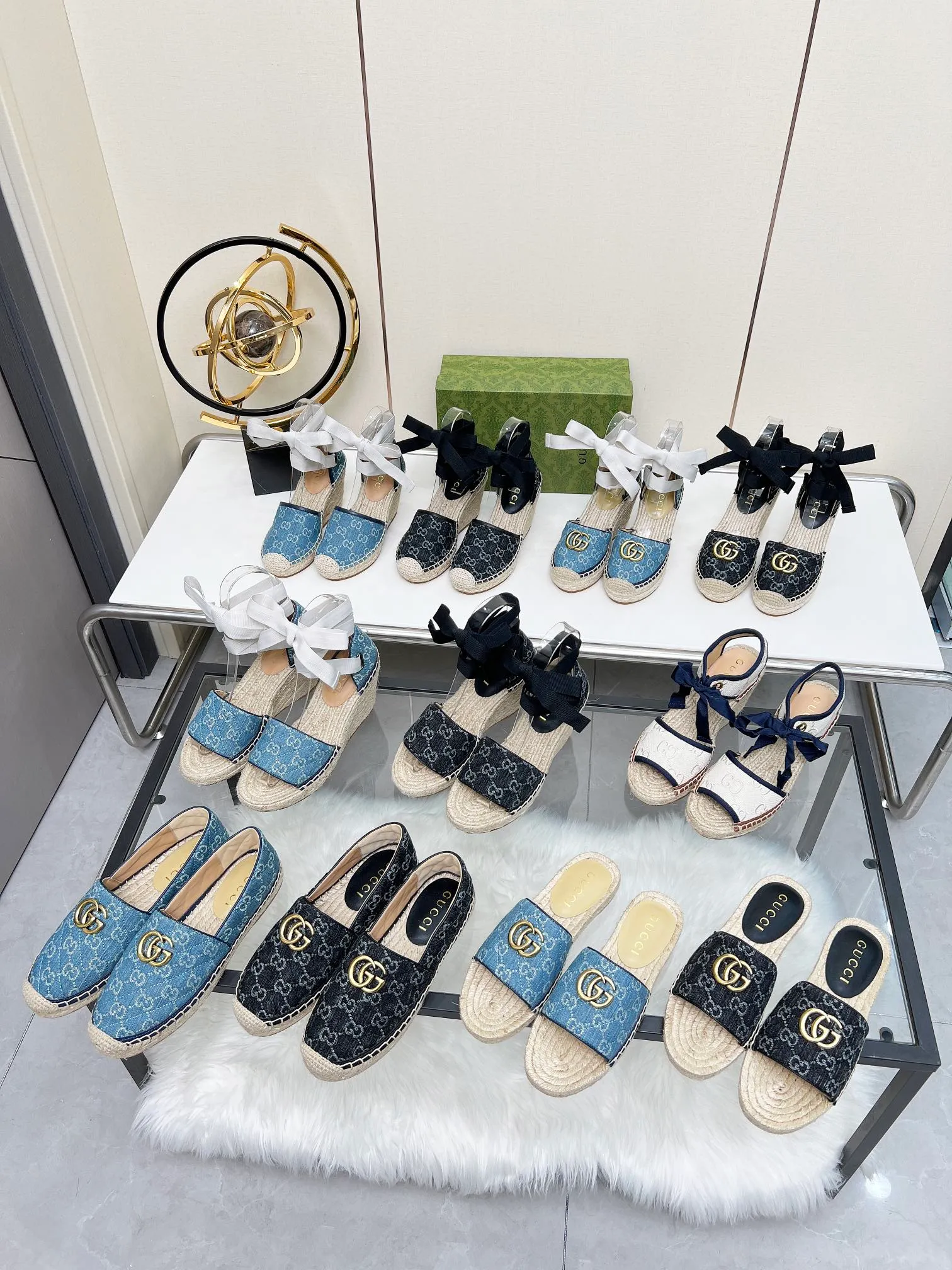 👟👟Ex-factory price 320👟👟 Gucci slippers fisherman shoes new color Injection molded one-piece straw bottom, high-end quality Fabric: Double G imported fabric Lining: sheepskin lining Code number: 35~42 Fabric styles include apricot, floral, pink, black, blue, burgundy, champagne, green, orange, cyan, starry sky, more than 30 colors to choose from, many colors to be updated in the future ,,,,,,,,